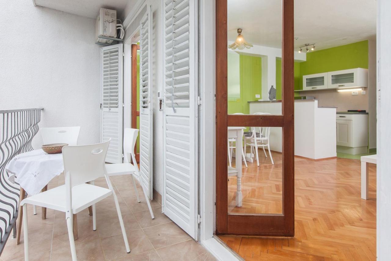 Vega Apartments Подгора Экстерьер фото