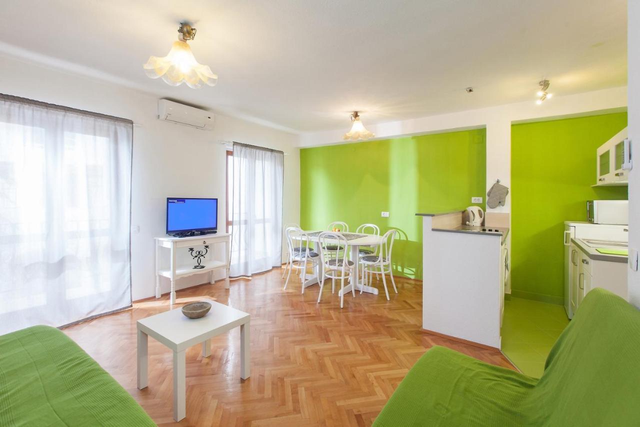 Vega Apartments Подгора Экстерьер фото